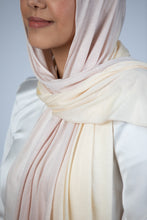 Load image into Gallery viewer, Seashell