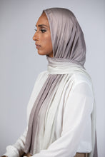 Load image into Gallery viewer, Oyster Mink