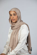 Load image into Gallery viewer, Chai Leaf